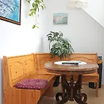 Weinhof & Gaestezimmer Gregor Raab Daire *