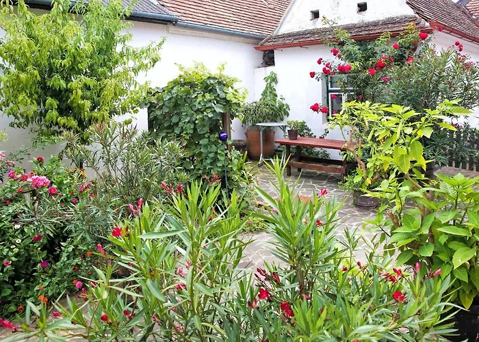 Lejlighed Weinhof & Gaestezimmer Gregor Raab *