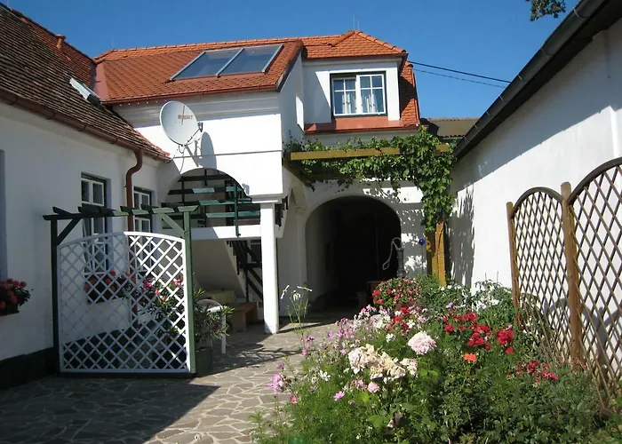 Apartman Weinhof & Gaestezimmer Gregor Raab *